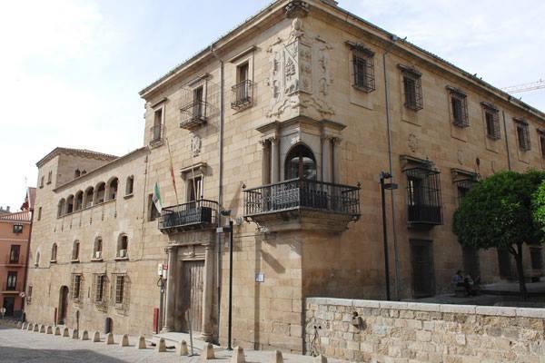 La Capital Del Jerte Lägenhet Plasencia Exteriör bild